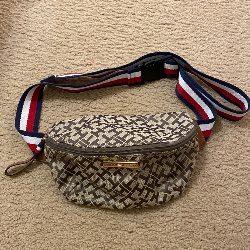 Tommy Hilfiger Belt Bag